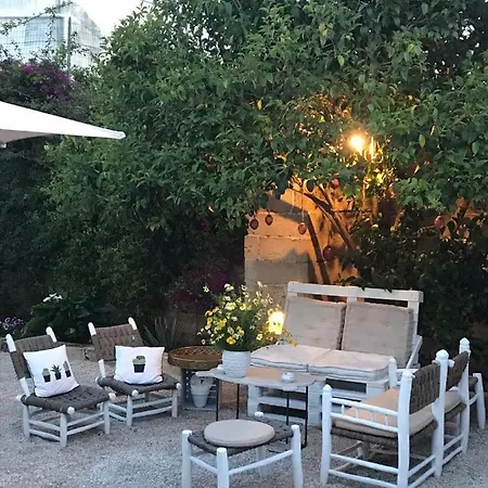 La Casa Di Bacco Bed & Breakfast 4*