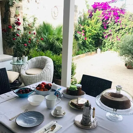 La Casa Di Bacco Bed & Breakfast