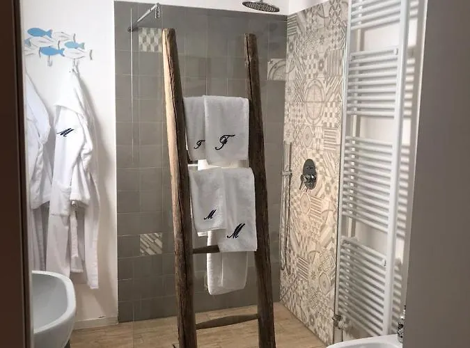 La Casa Di Bacco Oda ve Kahvaltı Alezio