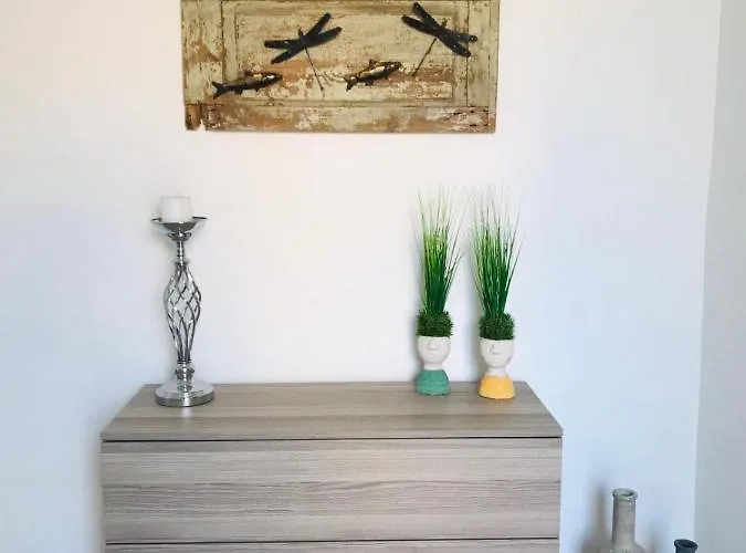 La Casa Di Bacco Oda ve Kahvaltı Alezio