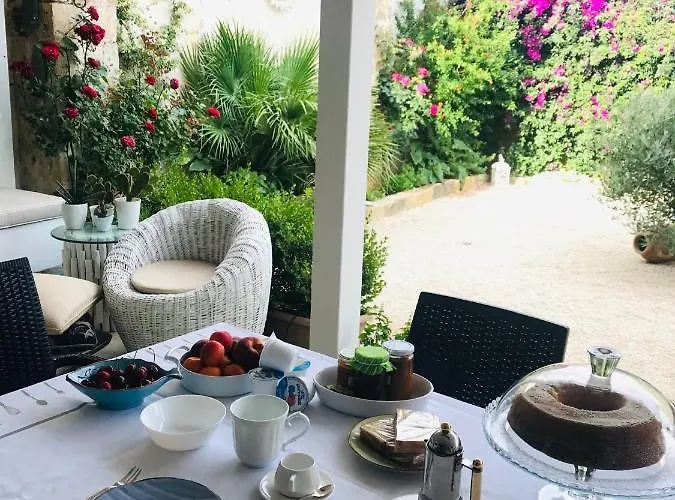 La Casa Di Bacco Oda ve Kahvaltı